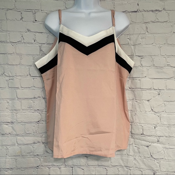 SHEIN Plus Contrast Chevron Panel Cami 3X - Picture 2 of 9